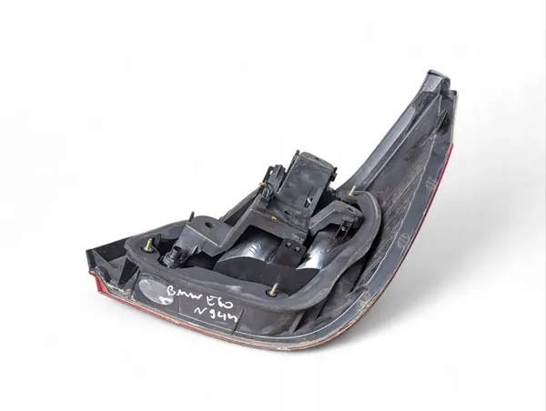 BMW E60 M-PACK 2.0 D 06r SEDAN 4D lámpara trasera izquierda 6910767 image 6