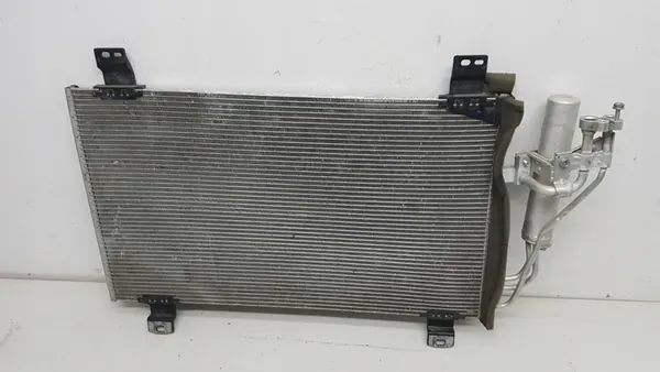 MAZDA 2 CX-3 15- Ilmastointiradiaattori DB3R61480A image 4