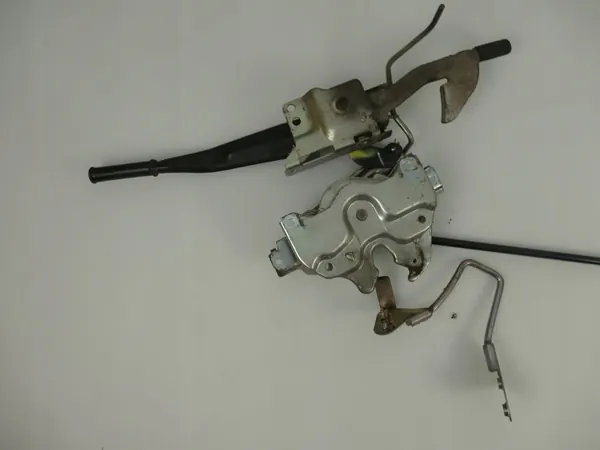 ISUZU GRAFTER N35 Cerradura Cabina Usada OEM image 5