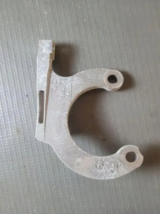 Aandrijfaslagersupport OEM 31437626 - Gebruikt image 2