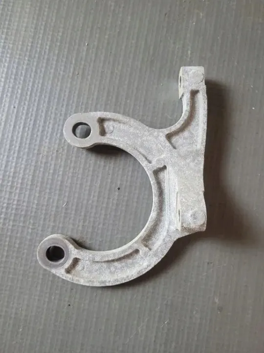 Aandrijfaslagersupport OEM 31437626 - Gebruikt image 3