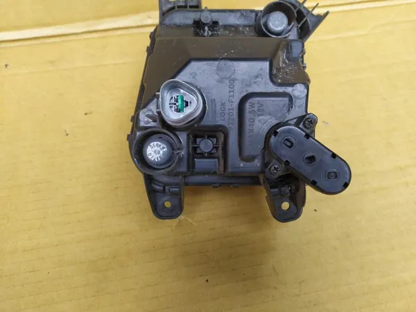 OEM 92201-F1100 Kia Sportage IV GT Koplamp links image 3