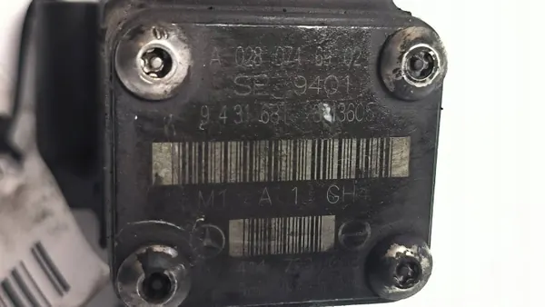 Inyector OEM A0280746902 para Mercedes-Benz Econic image 3