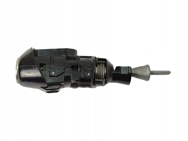 OEM 17178494645 Etuoven Lukon Sisus Vasen VW Golf VIII image 2