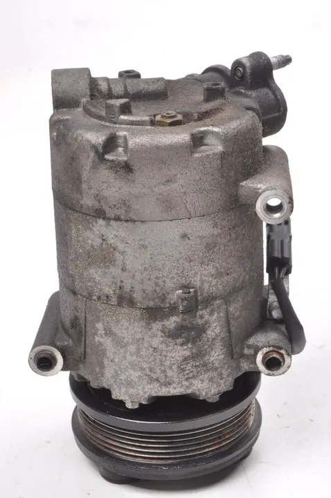 Compresseur de Climatisation Ford Focus MK3 1.6 TDCI image 5