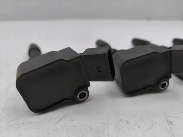 Bobina de ignição de alta tensão Audi A6 S6 C7 2018 OEM 06H905110L image 4