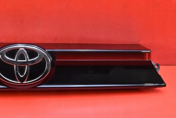 OEM 76801-0D760 Bakluckkant för Toyota Yaris Cross image 3