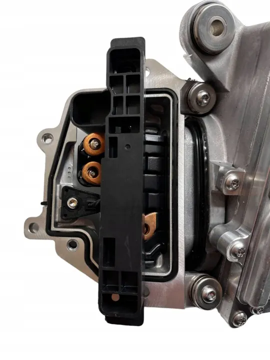 Módulo convertidor Mercedes AMG GT43 OEM A2569001700 image 7