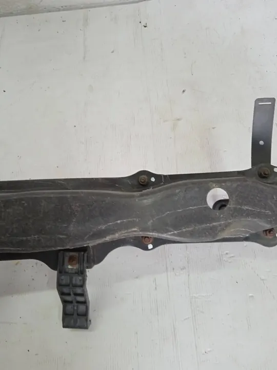 Rear Bumper Reinforcement Beam Kia Carens II OEM image 5