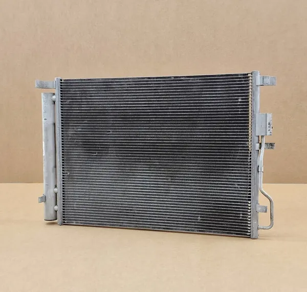 AC-kondensaattori Kia Sportage IV Hyundai Tucson OEM image 2