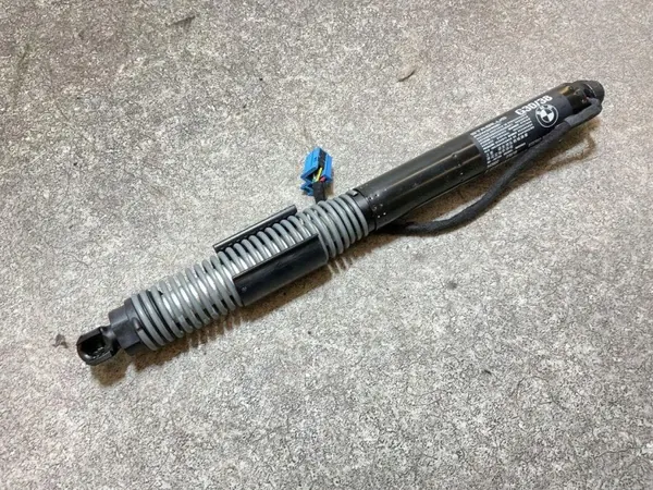 Actuador de maletero derecho OEM 8737952 para BMW 5 G30 image 2