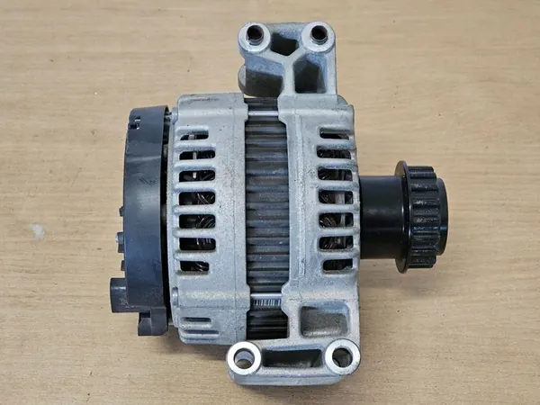 Vaihtovirtageneraattori Volvo XC60 XC70 S80 S60 V60 3.0 T6 image 3