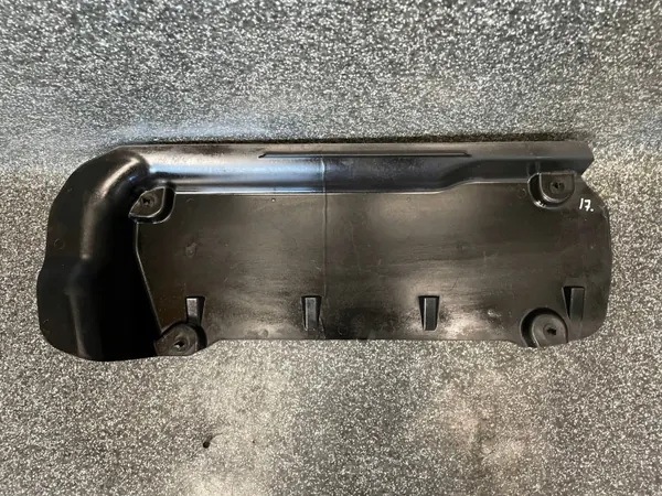 Bakre underredessköld OEM 2Q0825519C för VW Polo VI image 2