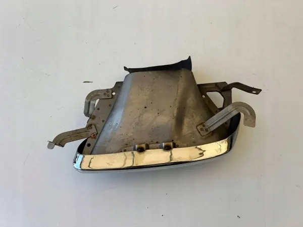 Volvo XC40 Embout d'échappement droit OEM 31407970 image 3
