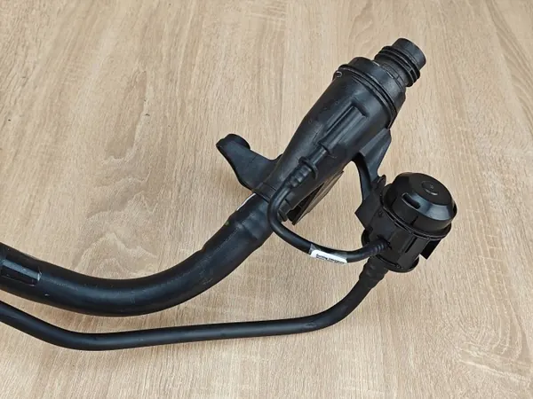 AdBlue-täyttöputki OEM 7440011 BMW X6 G06:lle image 7