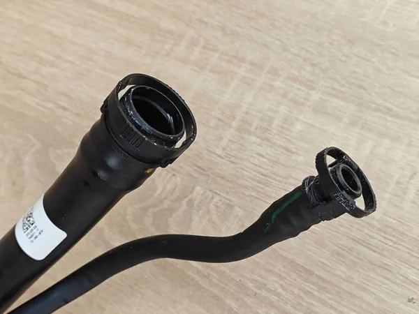 AdBlue-täyttöputki OEM 7440011 BMW X6 G06:lle image 8