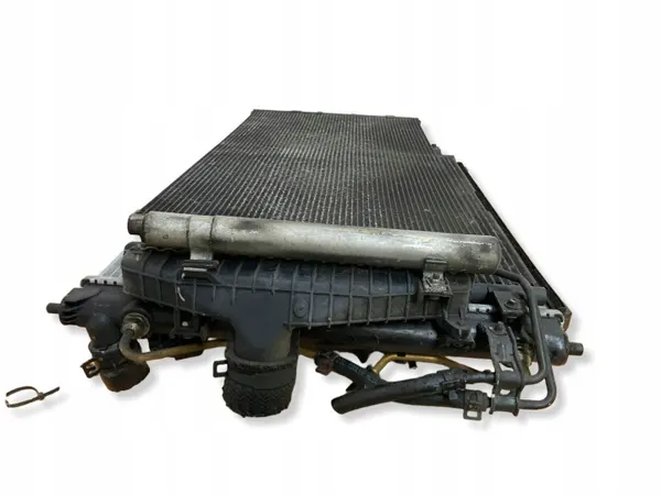 Radiateur d'eau Kia Carens 3 OEM CSX711 - Occasion image 4