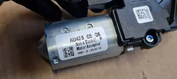 AUDI Q5 2018 Heckscheibenwischermotor 80A955711 image 7