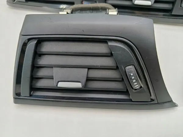BMW 3 F30 F31 Sierlijsten OEM 9218552 image 4