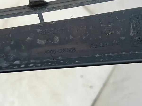 Renault OE 8200426365 Grill image 10