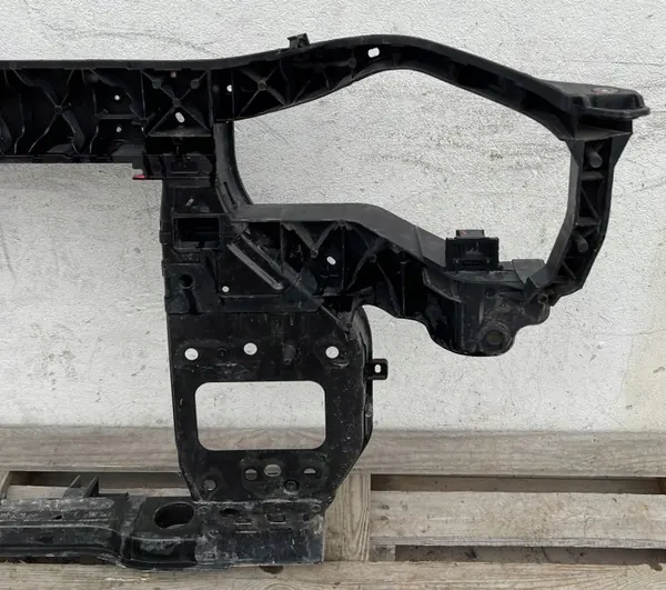 OEM 64105-R0000 etureinike Kia Carnivalille image 8