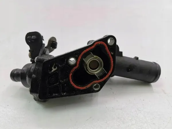 Renault Captur Termostaatti OEM 110602770R 1.5 dCi image 7