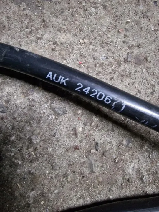 Cable Batería Scania OEM 2420671 - Estado Usado image 6