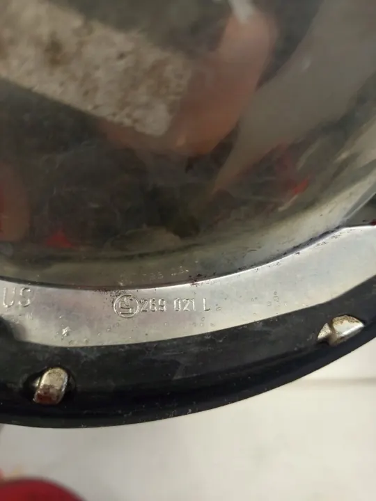 Lanterna traseira esquerda VW New Beetle 98- usado OEM image 5