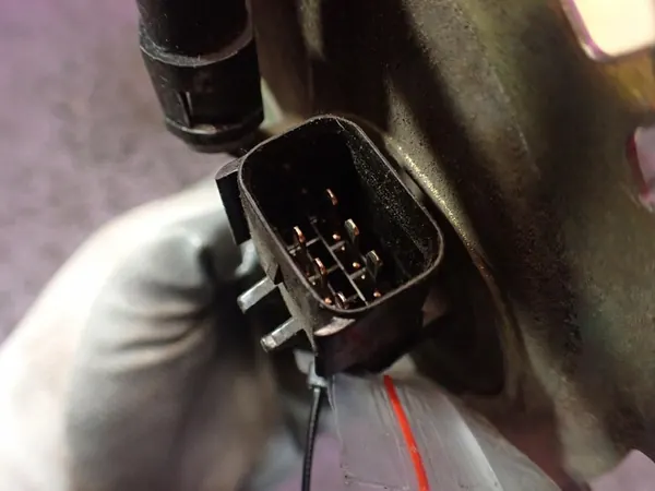 DAEWOO LANOS 97-08 1.5 OIL PUMP 96350588 6 PIN image 5