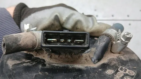 Brandstofpomp VW Polo 1.4 6N 6N0919051J image 5