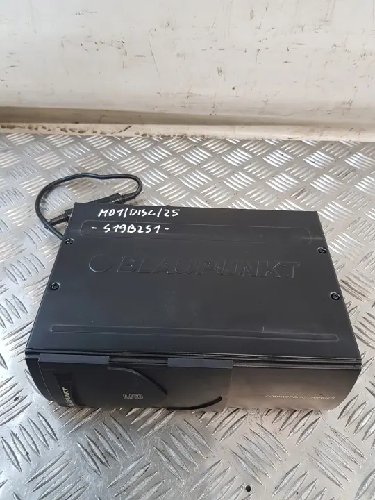 Changer de disques Blaupunkt CDC-A08 OEM 7607274002 image 4