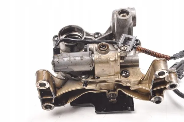 Bomba de aceite usada OEM 31452517 para Volvo XC60 2.0L Diésel image 7