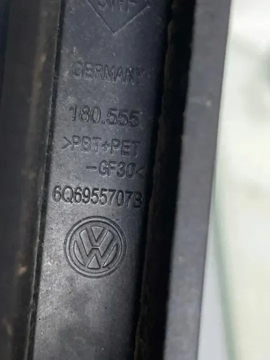 OEM 6Q6955707B Pyyhinvarsitanko VW Passat B6:n takaluukulle image 3
