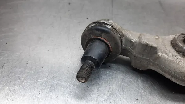 Braccio di Controllo Anteriore Sinistro Volkswagen Passat B5 1.8B 98R OEM 4D0407151 image 5