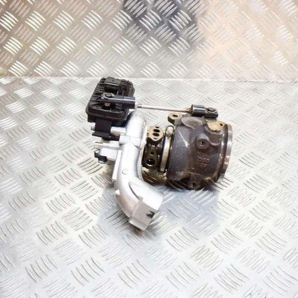 Turbo AUDI A4 (8W2, B9) 04E145722H 1.4L 110kW image 3