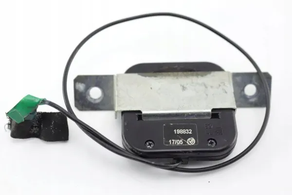 Antena GPS OEM 198832 para Maserati Quattroporte V image 3
