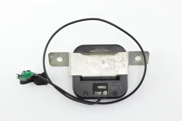 Antena GPS OEM 198832 para Maserati Quattroporte V image 4