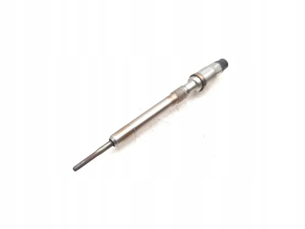 Bougie de préchauffage OEM 03L905061G VW Passat image 2
