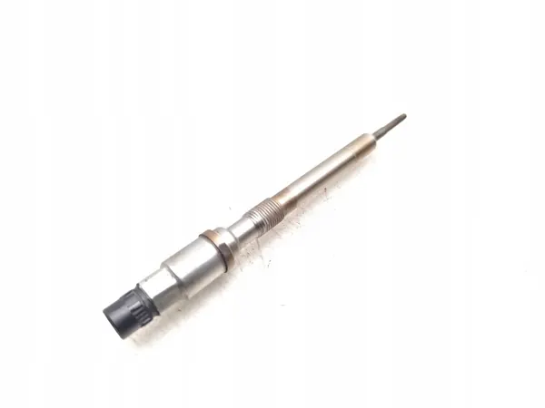 Bougie de préchauffage OEM 03L905061G VW Passat image 3