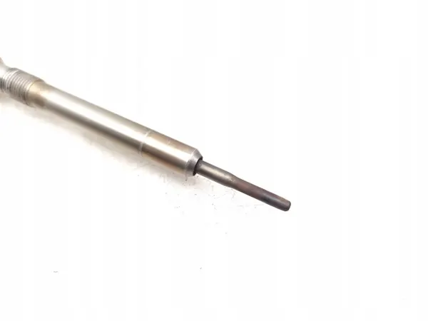 Bougie de préchauffage OEM 03L905061G VW Passat image 5