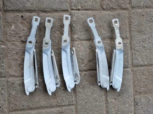 Dacia OE 654013159R Bisagra, Cubierta del Motor image 2