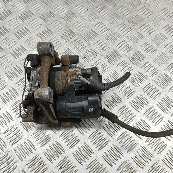 Hinterer Bremssattel VW Passat B8 3Q0615424 image 5