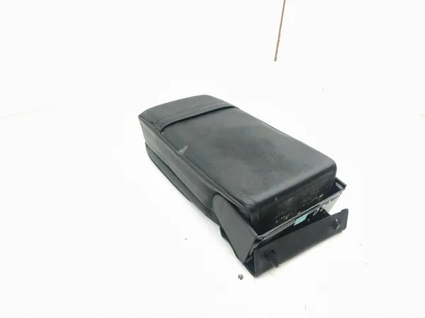 Accoudoir arrière OEM AMD213526 pour Chevrolet Captiva 2007 image 6