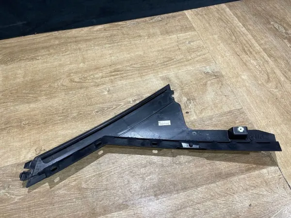 Cache de pilier arrière droit HK83254A42AC pour Jaguar F-Pace image 4
