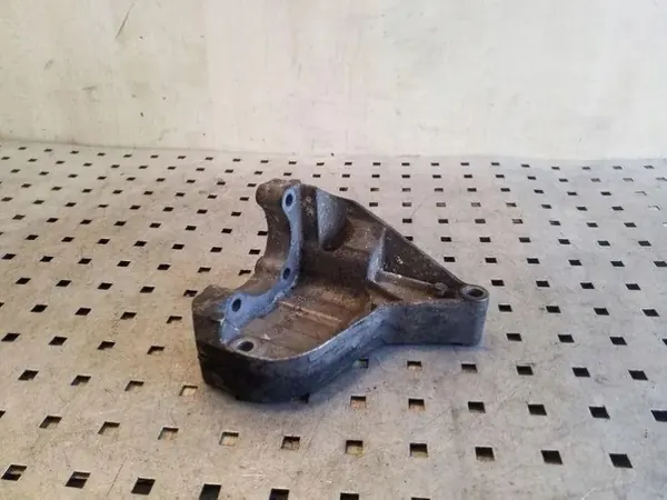 Support pompe direction assistée BMW OEM 779445501 image 2