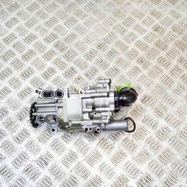 Pompe à huile Porsche 911 OEM 0PB115103H - Occasion image 3