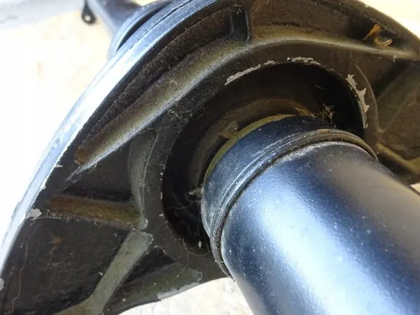 AUDI Q3 8U 2.0 TDI Drivaxel 11-18 5N0521101Q image 4