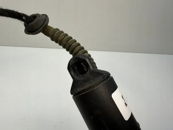 AUDI A5 8W Elektrisk baklucka aktuator 8W8827851A image 3