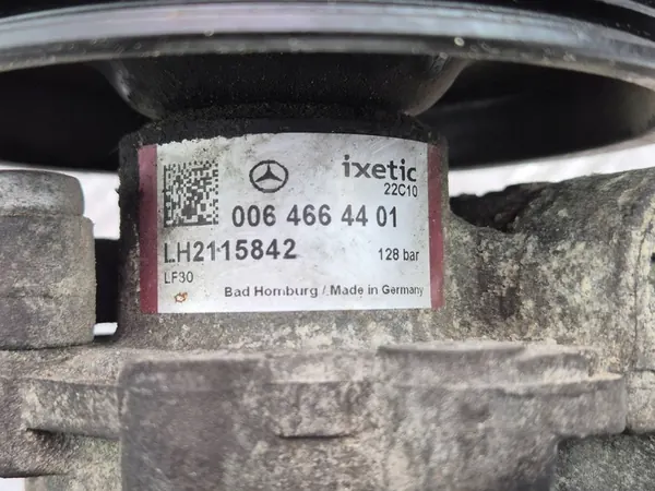 Bomba de direção assistida Mercedes S500 W221 0064664401 image 7