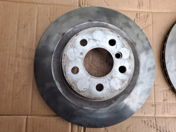Remschijven achter 300x20mm OEM 34216799369 BMW X1 image 3